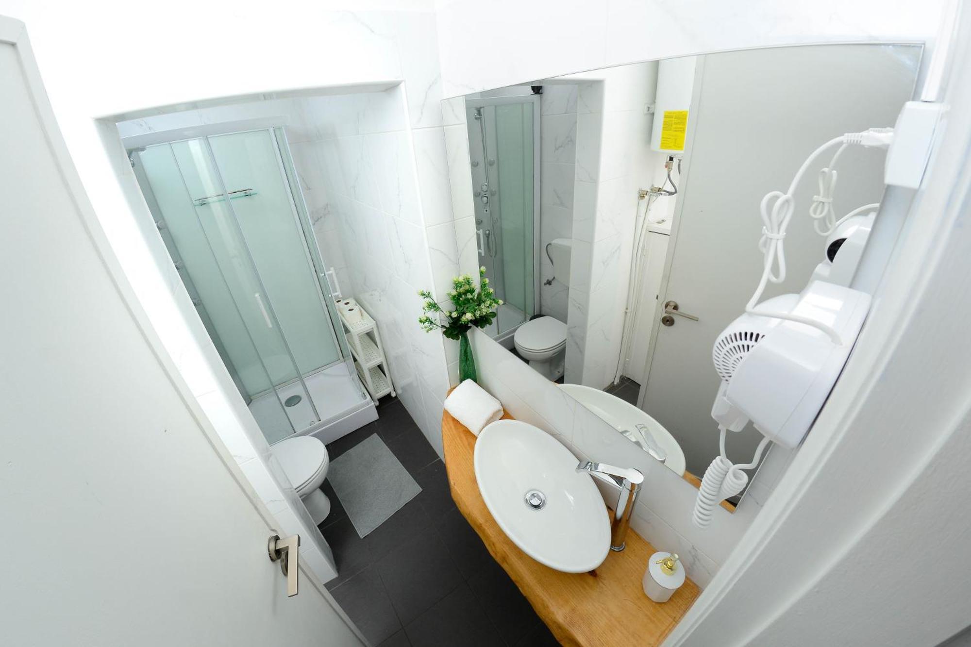 Travel & Live Santa Catarina Apartment Porto Room photo